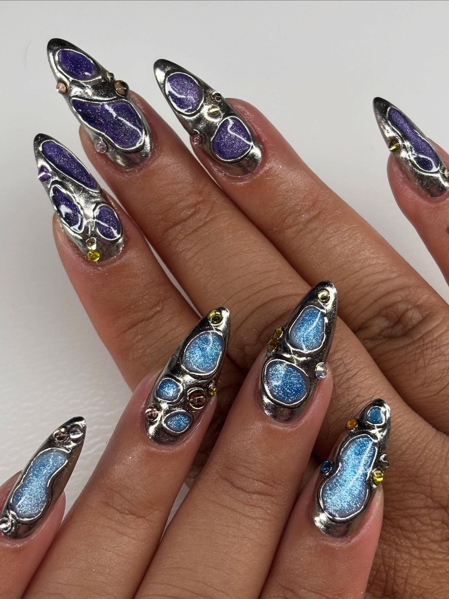 Cage chrome améthyste — nail art La P'tite Manucure