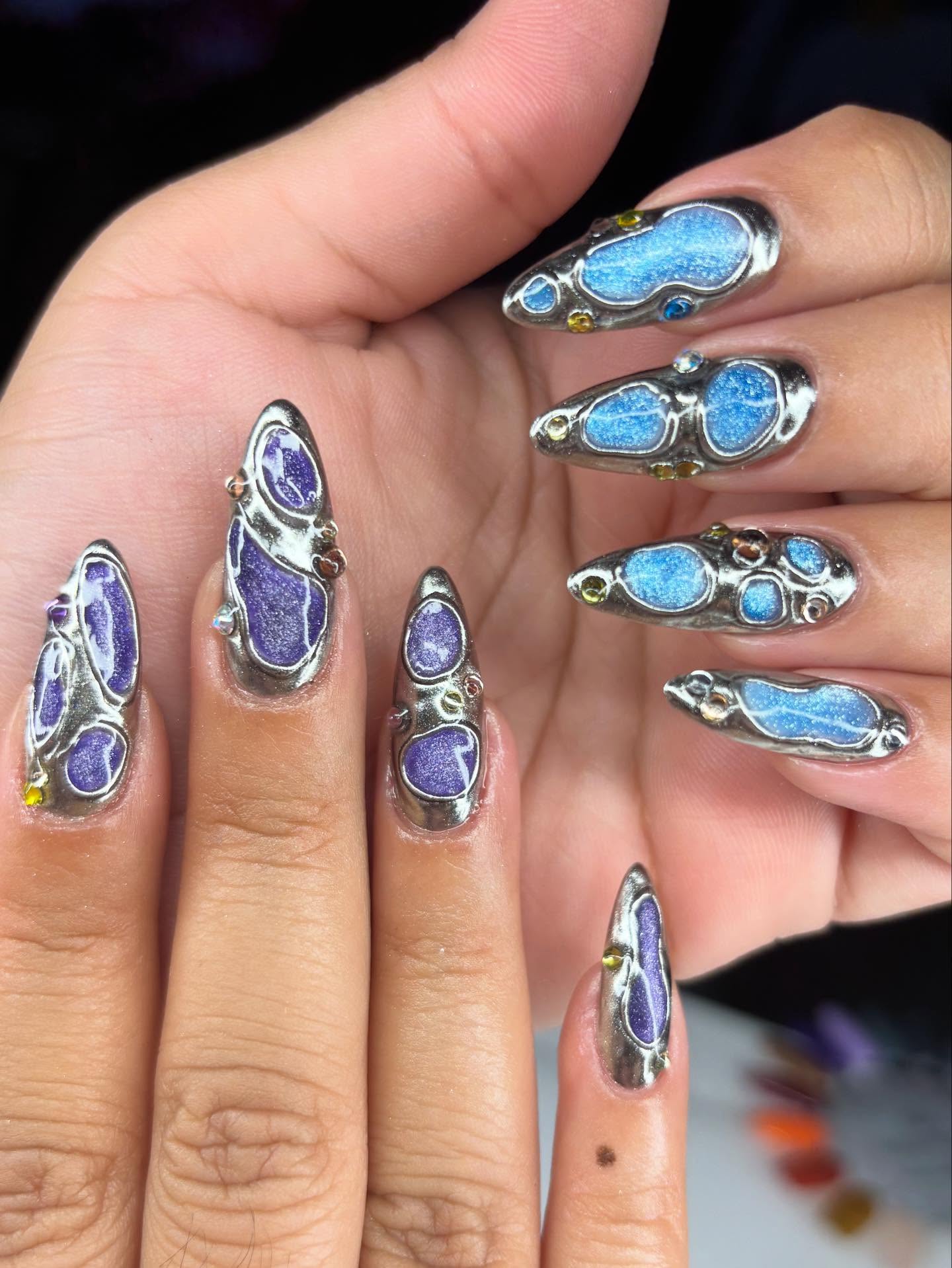 Cage chrome bleu glacier — nail art La P'tite Manucure